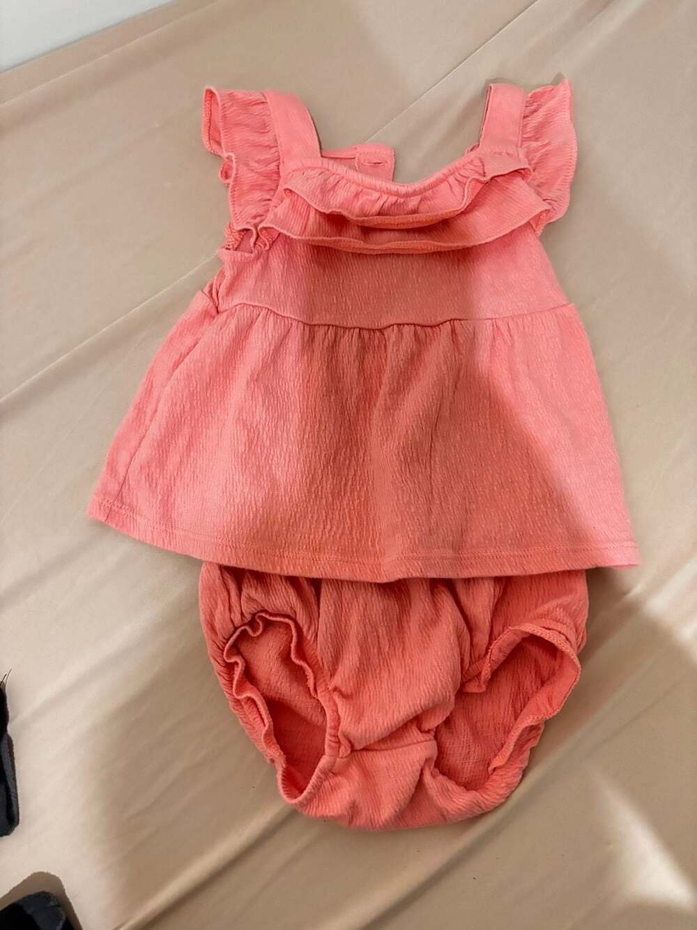 Carter's Flutter Sleeve Dress And Bloomer Set Size 12m Coral